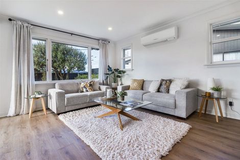 Photo of property in 98 Amyes Road, Hornby, Christchurch, 8042