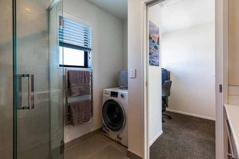 Photo of property in 2/66 Metcalfe Road, Ranui, Auckland, 0612