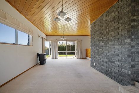 Photo of property in 14 Walford Drive, Lynmore, Rotorua, 3010