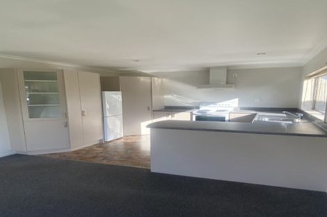 Photo of property in Villa Estate, 46/55 Armstrong Avenue, Carterton, 5713