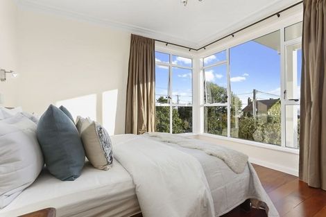 Photo of property in 61 Palmerston Road, Birkenhead, Auckland, 0626