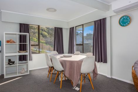 Photo of property in 31a Bodmin Terrace, Camborne, Porirua, 5026