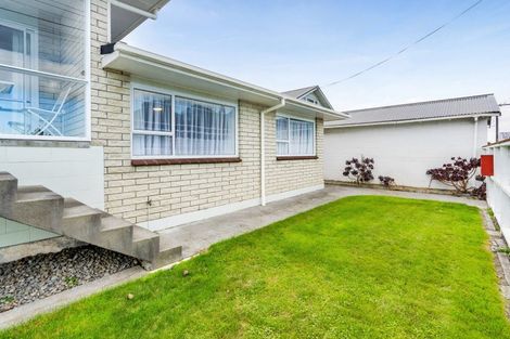 Photo of property in 80 Tukapa Street, Westown, New Plymouth, 4310