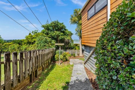 Photo of property in 70 West View Crescent, Onerahi, Whangarei, 0110