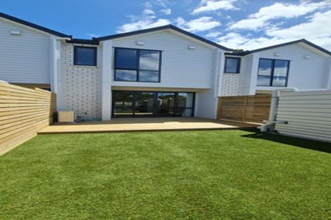 Photo of property in 2 Rimu Road, Mangere Bridge, Auckland, 2022