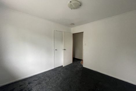 Photo of property in 10 Magdalen Place, West Harbour, Auckland, 0618