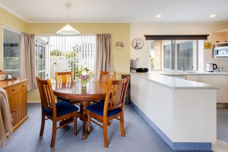 Photo of property in 7 Ebury Mews, Taradale, Napier, 4112
