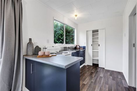 Photo of property in 18 Culzean Grove, Bell Block, New Plymouth, 4312