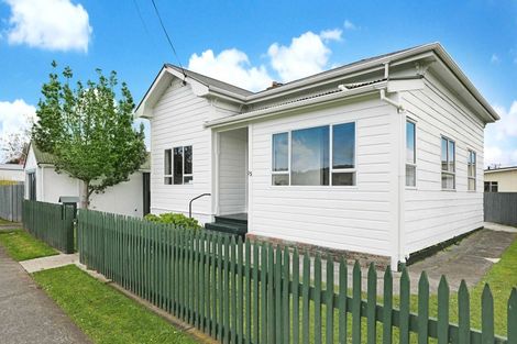 Photo of property in 15 Burton Avenue, Whanganui East, Whanganui, 4500