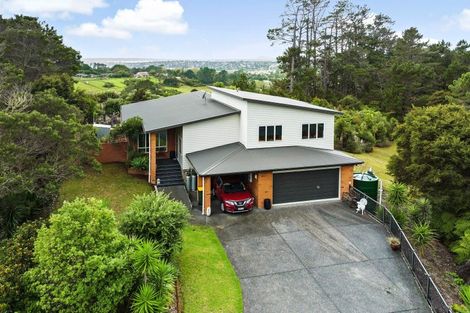 Photo of property in 174 Forest Hill Road, Henderson, Auckland, 0612