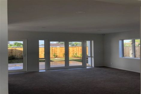 Photo of property in 2 Riroriro Close, Crofton Downs, Wellington, 6035