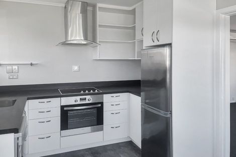Photo of property in 7a Sequoia Place, Maoribank, Upper Hutt, 5018
