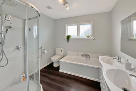 Photo of property in 19 Taurima Street, Hei Hei, Christchurch, 8042