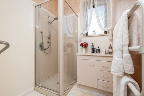 Photo of property in 8 Bould Street, Johnsonville, Wellington, 6037