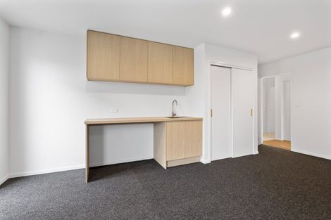 Photo of property in 9/2 Wilton Street, Westown, New Plymouth, 4310