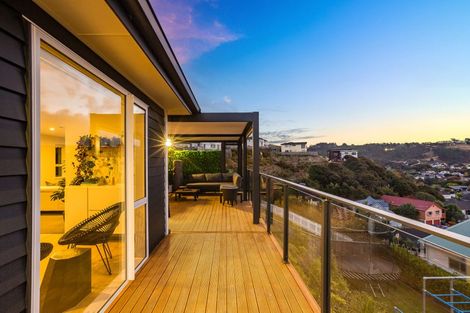 Photo of property in 156 Navigation Drive, Whitby, Porirua, 5024