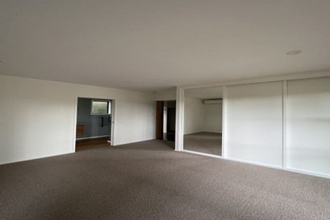 Photo of property in 25 Wirihana Road, Titirangi, Auckland, 0604