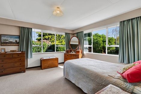 Photo of property in 13 Quin Crescent, Hawera, 4610