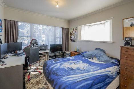Photo of property in 12 Duke Street, Levin, 5510