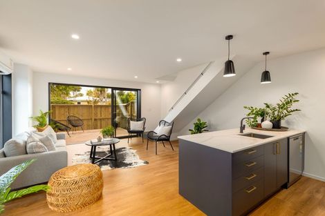 Photo of property in 10/206 Geraldine Street, Edgeware, Christchurch, 8013