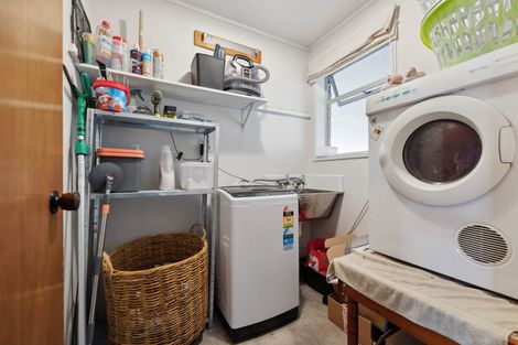 Photo of property in 2/86 Tamatea Road, Taupo, 3330
