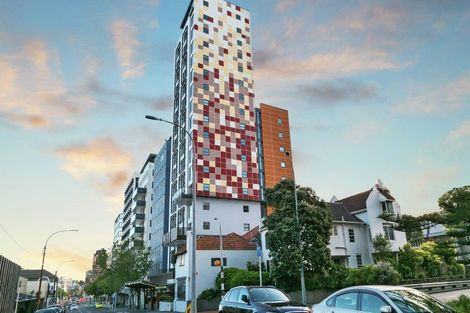 Photo of property in Frame Apartments, 901/111 Molesworth Street, Thorndon, Wellington, 6011