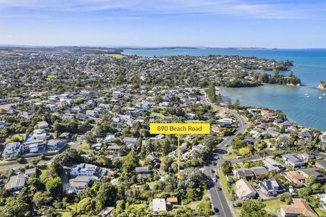 Photo of property in 890 Beach Road, Waiake, Auckland, 0630