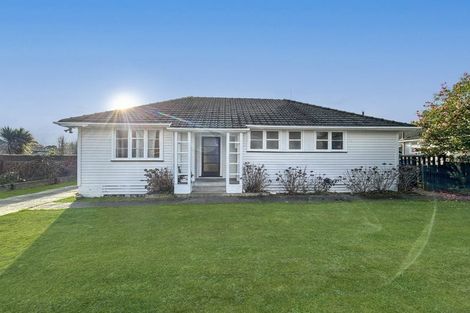 Photo of property in 641 Featherston Street, Roslyn, Palmerston North, 4414