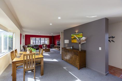 Photo of property in 22 Rifleman Lane, Paraparaumu Beach, Paraparaumu, 5032