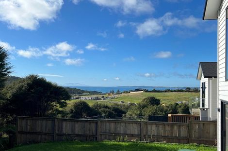 Photo of property in 5 Libertia Lane, Orewa, 0931
