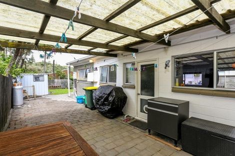 Photo of property in 48b Pitcairn Street, Oakura, 4314