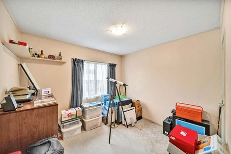 Photo of property in 2 Romilly Court, Papakura, 2110
