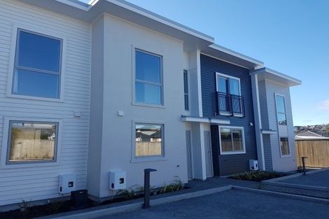 Photo of property in 32u2 Dr Taylor Terrace, Johnsonville, Wellington, 6037