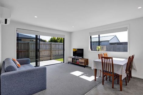 Photo of property in 2/35 Mahoe Street, Inglewood, 4330