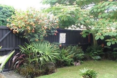 Photo of property in 4/20 Office Road, Merivale, Christchurch, 8014
