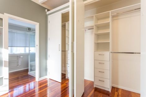 Photo of property in 16 Croydon Road, New Lynn, Auckland, 0600