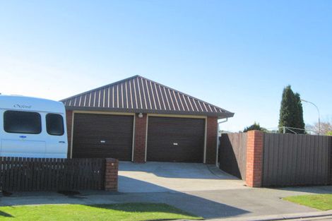 Photo of property in 1 Hossack Close, Belfast, Christchurch, 8051