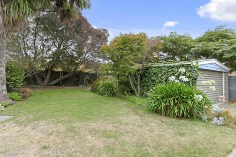 Photo of property in 27 Boston Avenue, Hornby, Christchurch, 8042