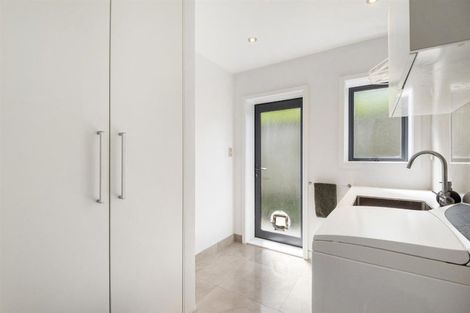 Photo of property in 48 Park Rise, Campbells Bay, Auckland, 0630