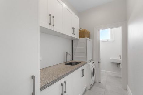 Photo of property in 15 Saint Leonards Road, Devonport, Auckland, 0624