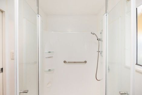 Photo of property in 20 Thomas Place, Foxton Beach, Foxton, 4815