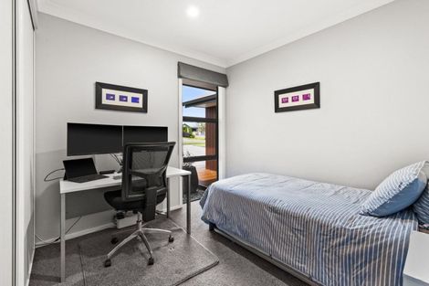 Photo of property in 45a Arataki Road, Havelock North, 4130