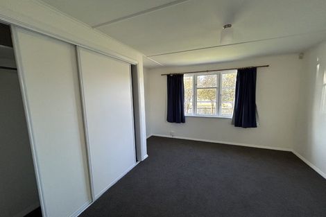 Photo of property in 21 Bateman Avenue, Bryndwr, Christchurch, 8053