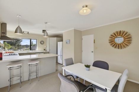 Photo of property in 30a Moulton Street, Moturoa, New Plymouth, 4310