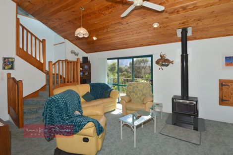 Photo of property in 21 Pacific Bay Road, Tutukaka, Whangarei, 0173