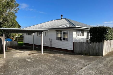 Photo of property in 28 Trentham Road, Takanini, Papakura, 2112