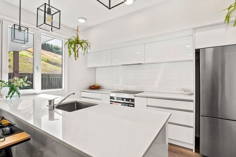Photo of property in 28/6u George Bullen Lane, Arthurs Point, Queenstown, 9371