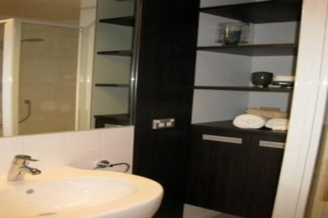 Photo of property in Republic Apartments, 5b/11 Tennyson Street, Te Aro, Wellington, 6011