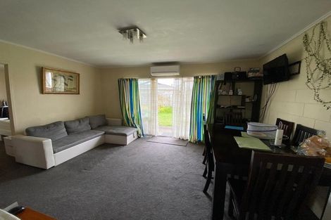 Photo of property in 5/12 Reagan Road, Manukau, Auckland, 2025