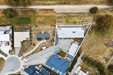 Photo of property in 11 Half Time Close, Omakau, 9376